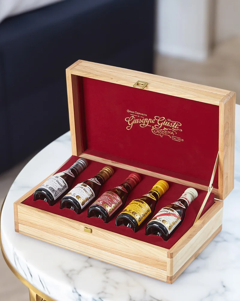 Balsamico Schatztruhe - Collezione Storica – ansprechend in Szene gesetzt