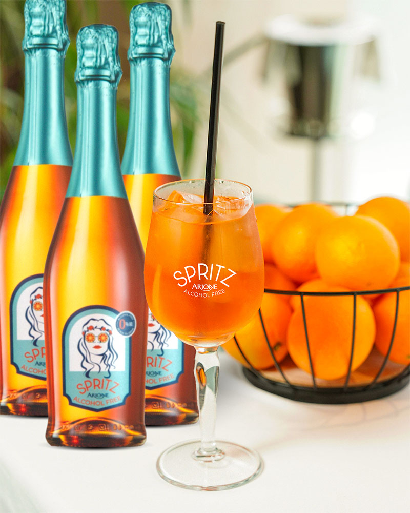 Arione Alkoholfreier Spritz - 3er Sparset – ansprechend in Szene gesetzt