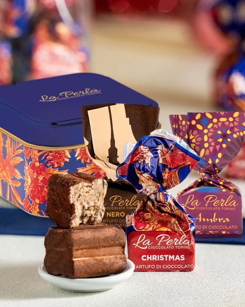 Weihnachtliche Tartufi - Mix in Minibox – ansprechend in Szene gesetzt