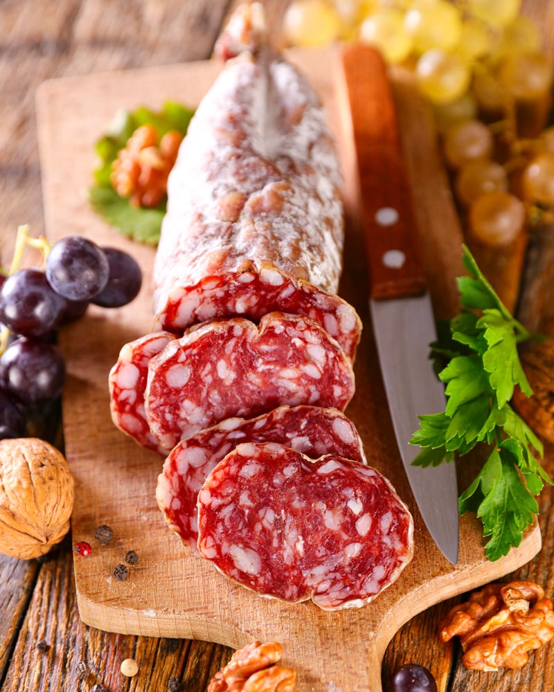 Salami vom Fassona-Rind – ansprechend in Szene gesetzt